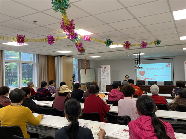 传家|普法之路 ---- 走进社区 助力传承